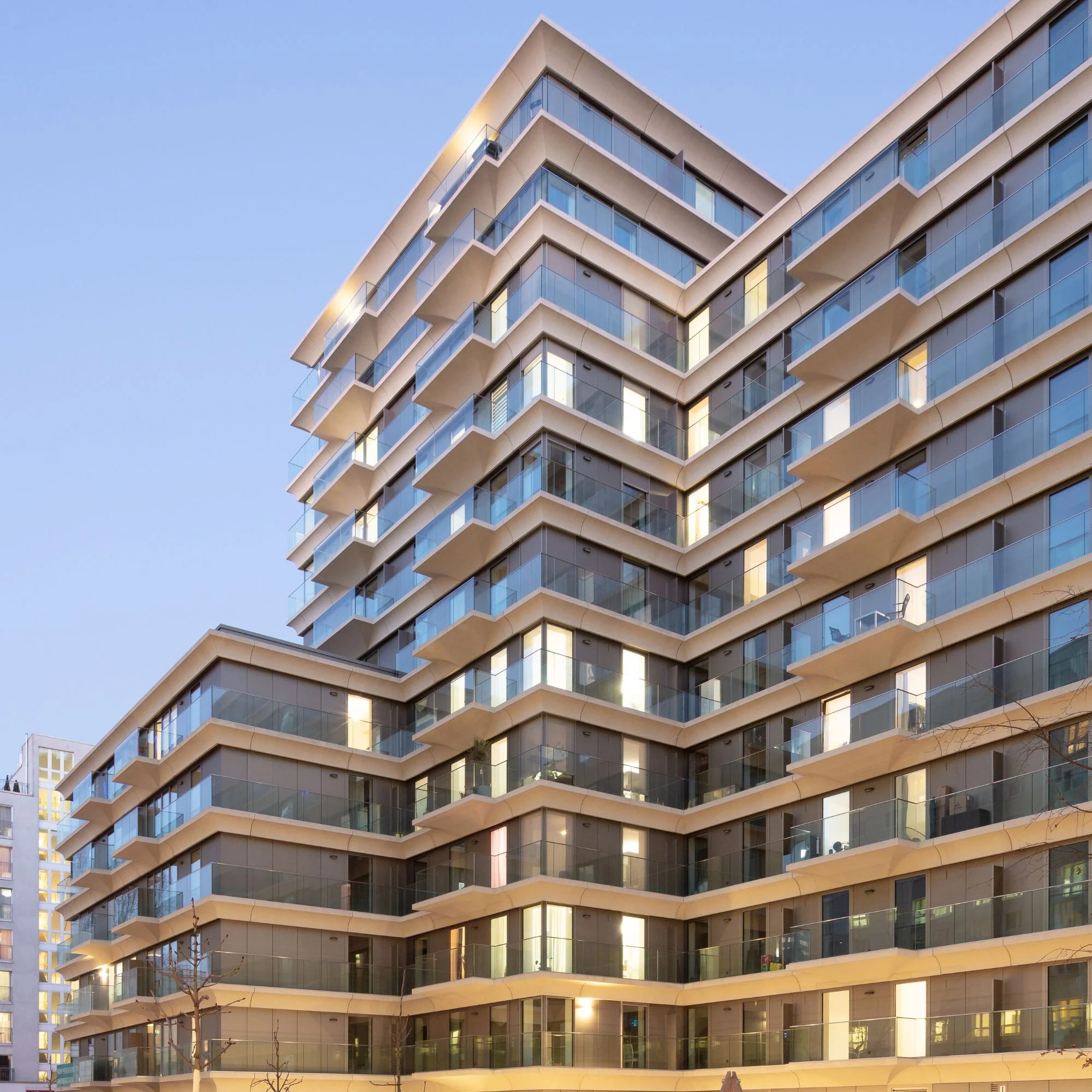 Ganzglasgeländer VISIOPLAN Berlin Königsstadt Quartier 